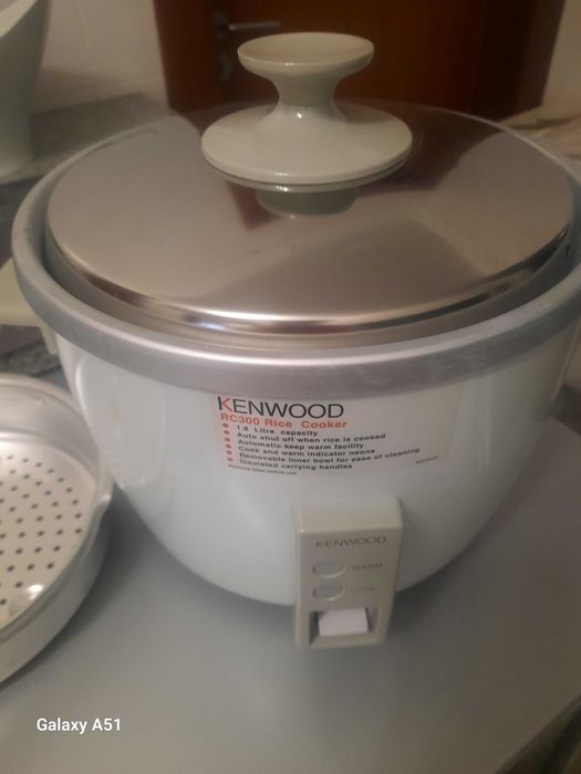 Arrozeira , robot para cozinhar arroz