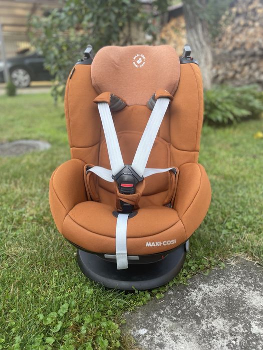 Автокрісло maxi cosi