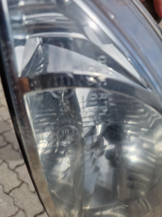 Farol esquerdo Kia Rio