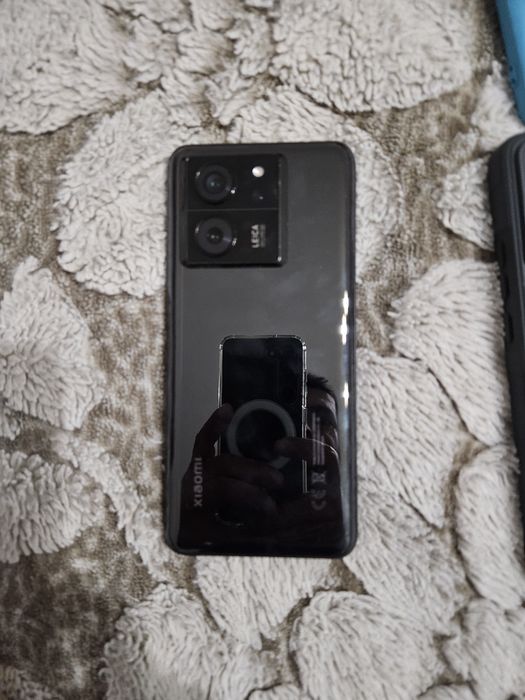 Xiomi 13t 8+8 ram 128 rom