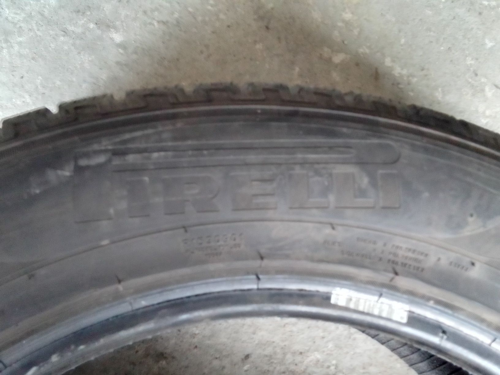 2 Opony zimowe 235/60r18 PIRELLI 2021r