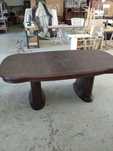 Mesa de jantar em raiz de nogueira