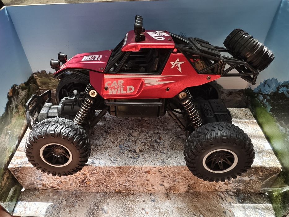 Продам машинку на радиоуправлении