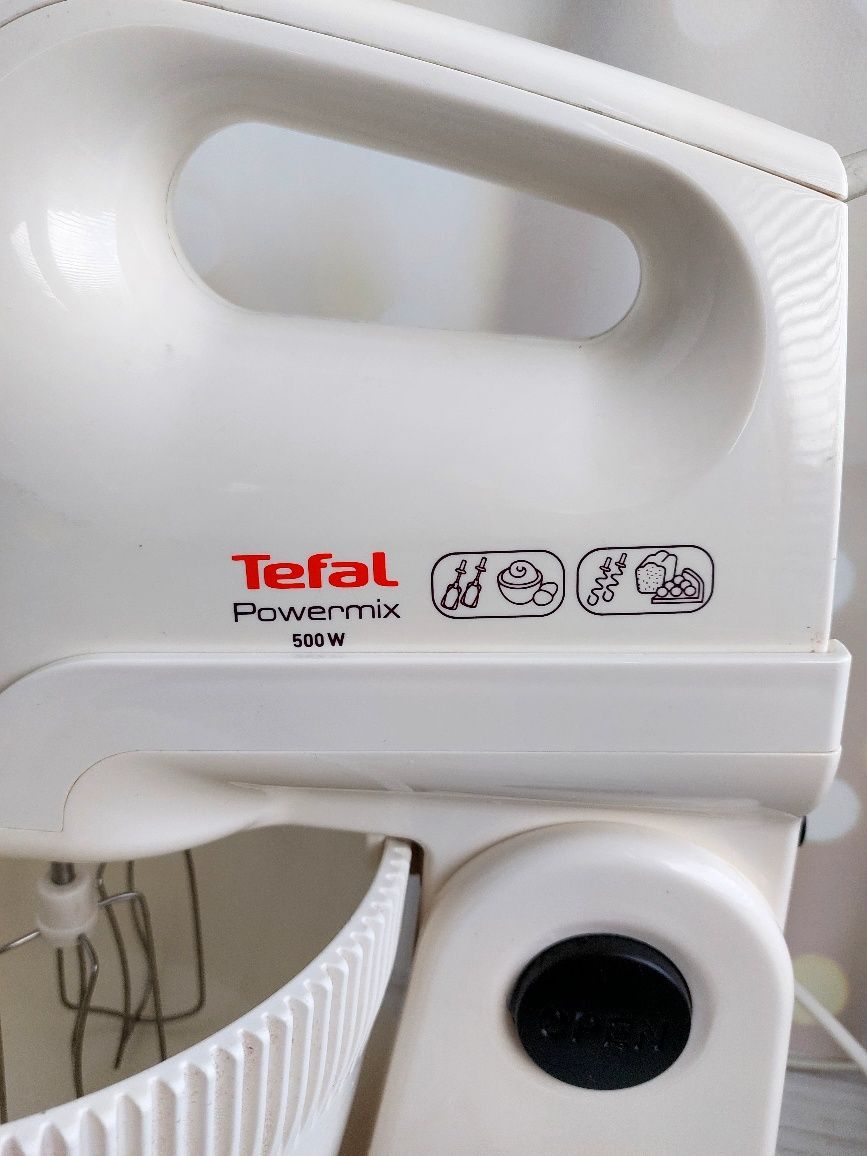 Продам миксер TEFAL HT615138