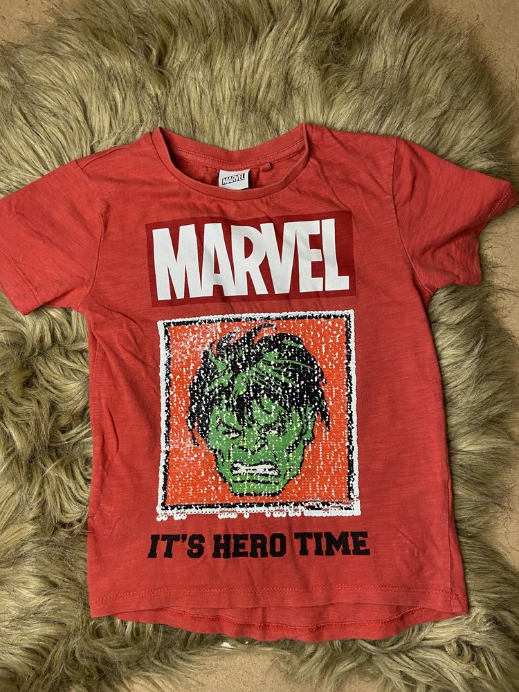 Детская футболка Marvel ( оригинал ) с паэтками перевёртышами