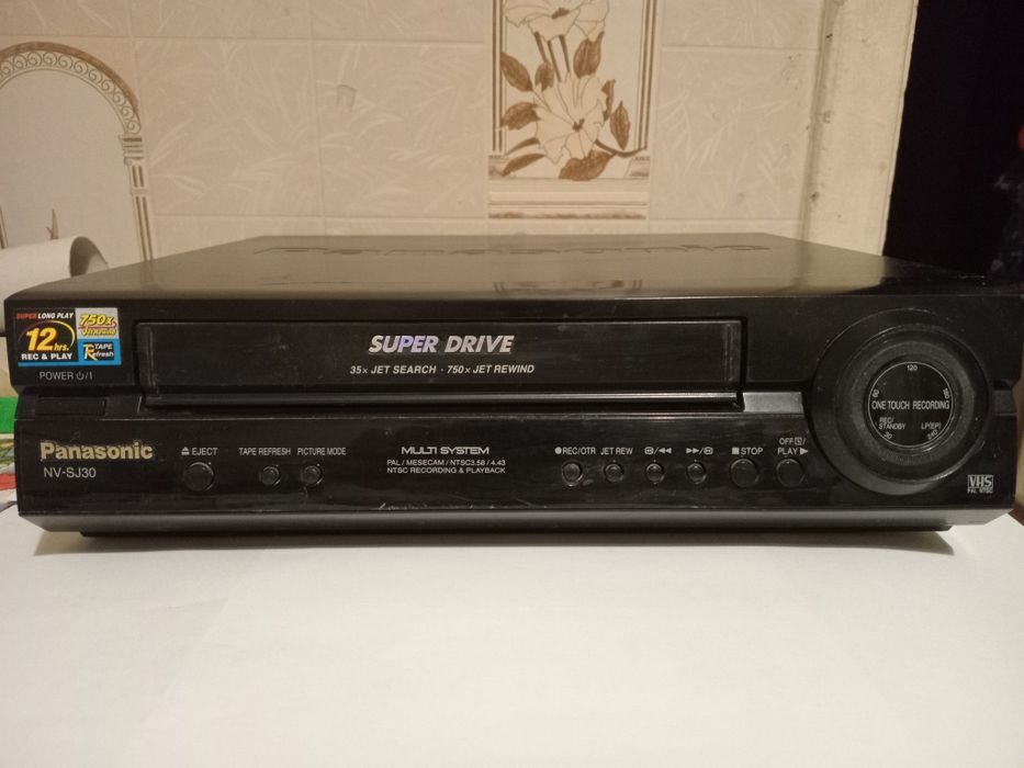 Видео магнитофон "Panasonic "NV-SJ30