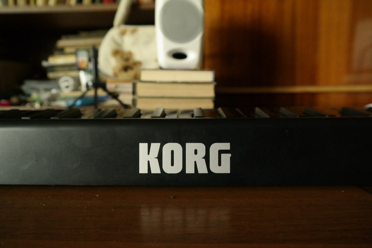 Midi-клавиатура Korg microKEY37 BK