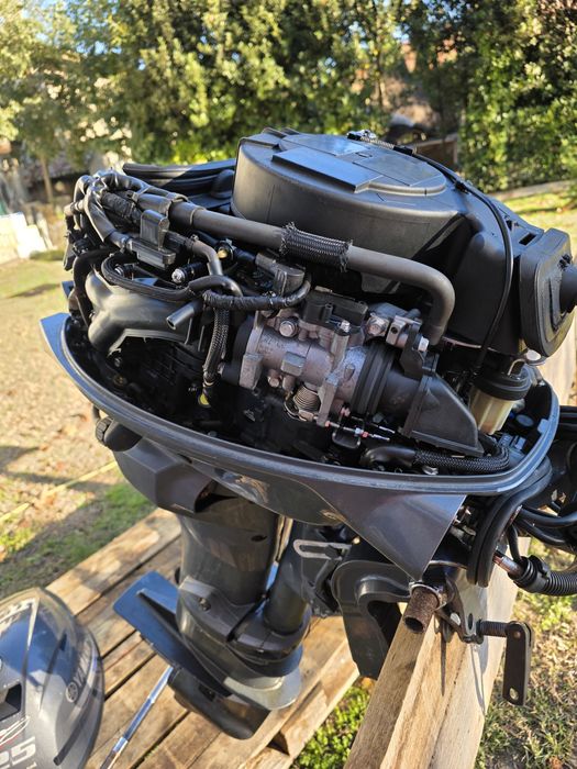 Лодочный мотор Yamaha 25