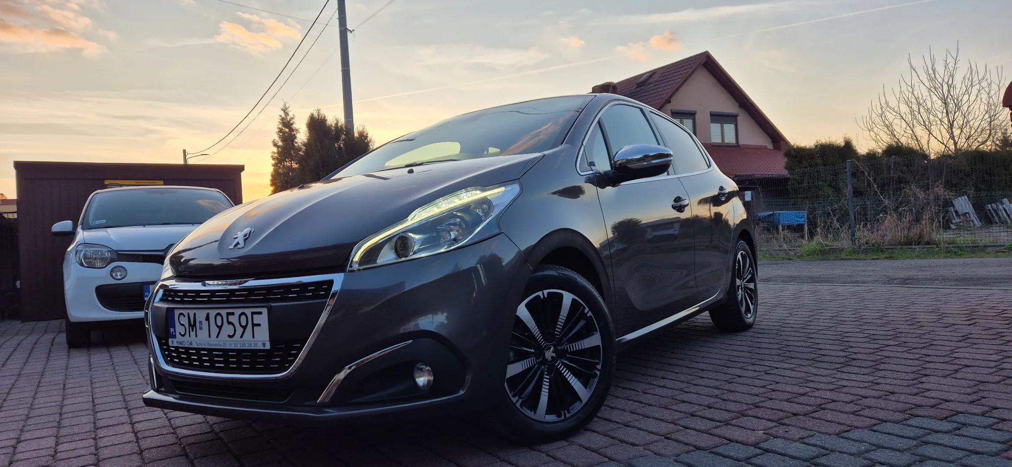Peugeot 208 Automatyczna skrzynia-Kamera w super stanie