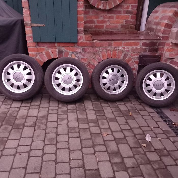 Felgi aluminiowe Audi 15" 5x112 opony Dunlop 205/55/15