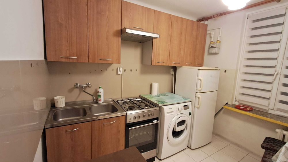 Wynajmę kawalerkę na parterze