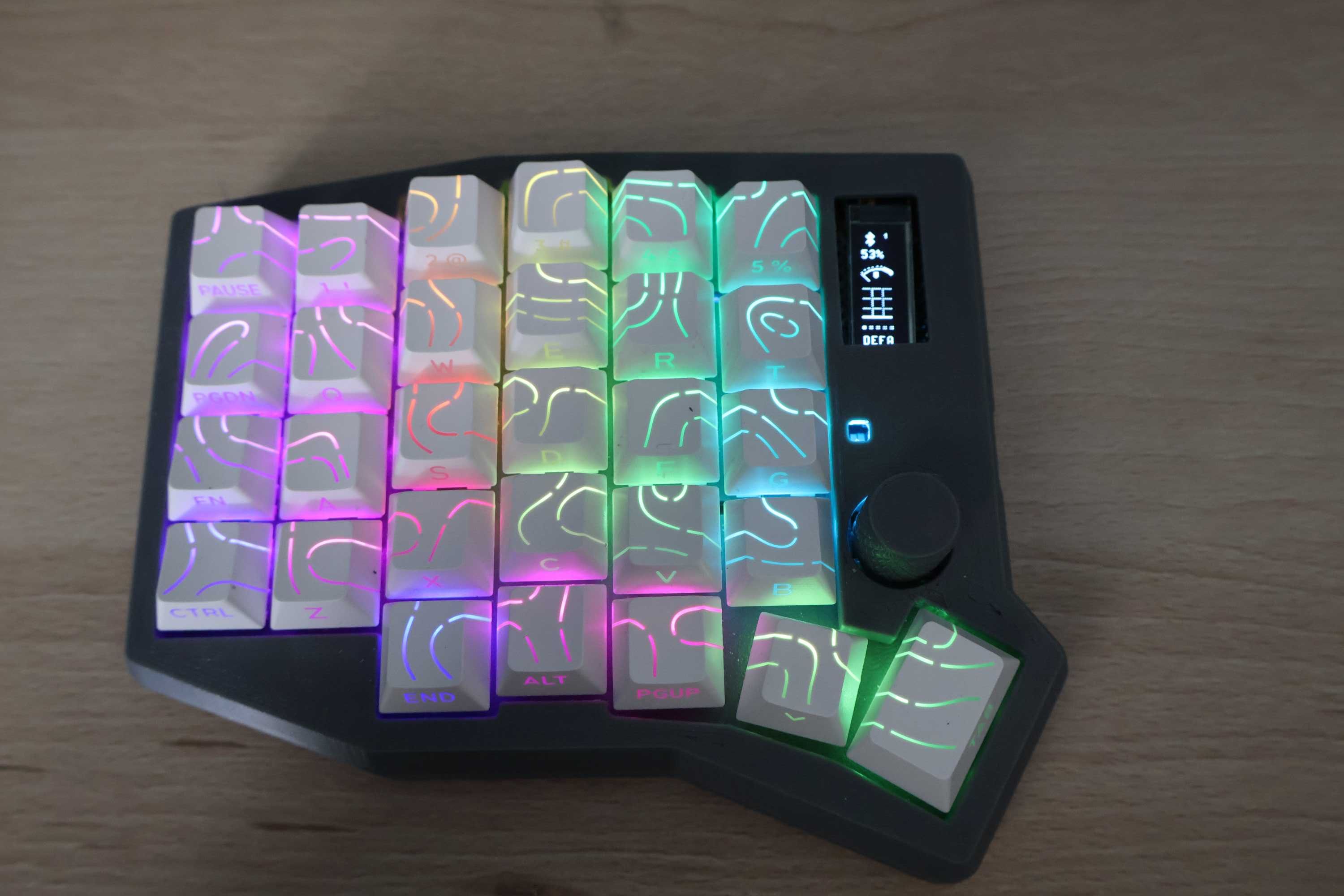 Роздільна, ортогональна спліт клавіатура Sofle RGB Wireless v2