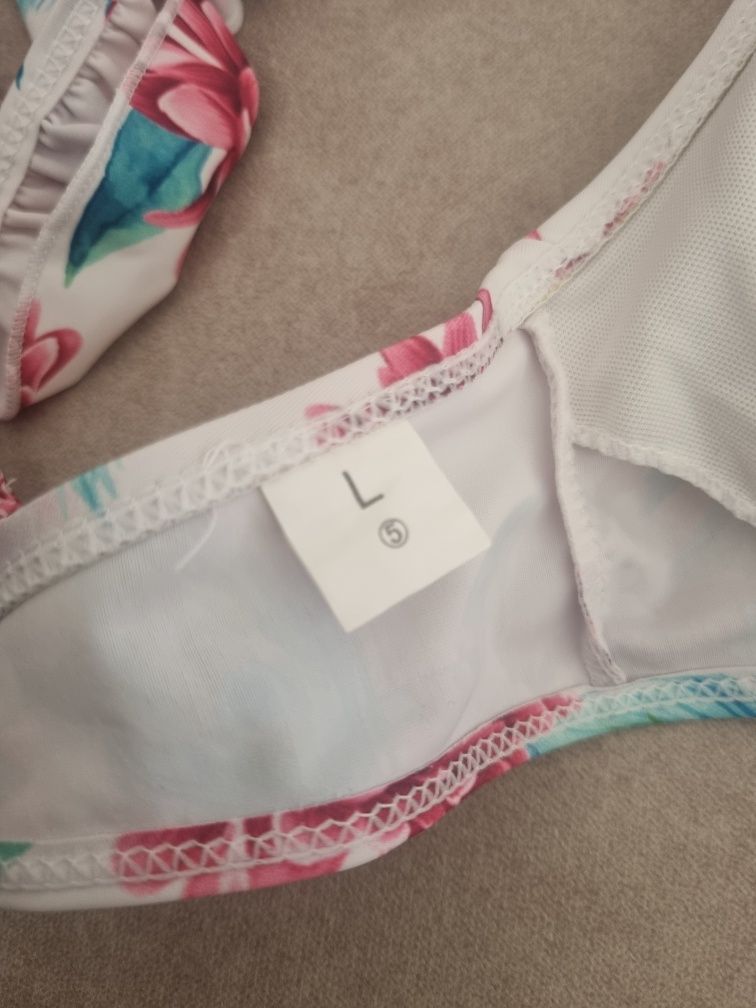 Bikini branco com padrão