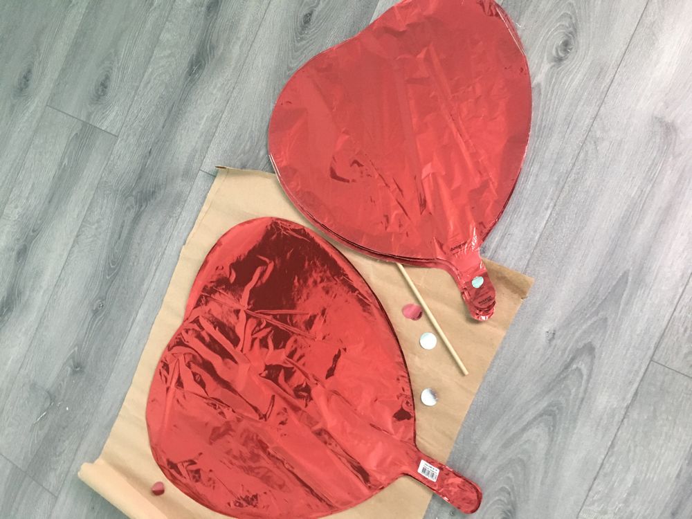 Повітряні кульки «Серце» в червоному кольорі