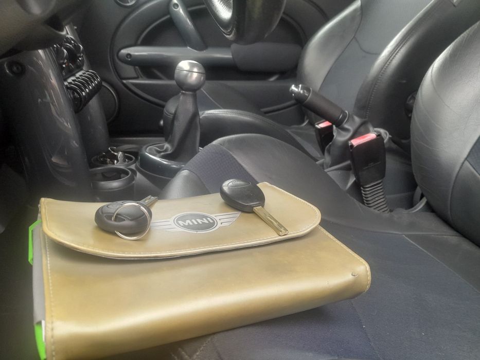 MINI ONE D R50 Motor toyota