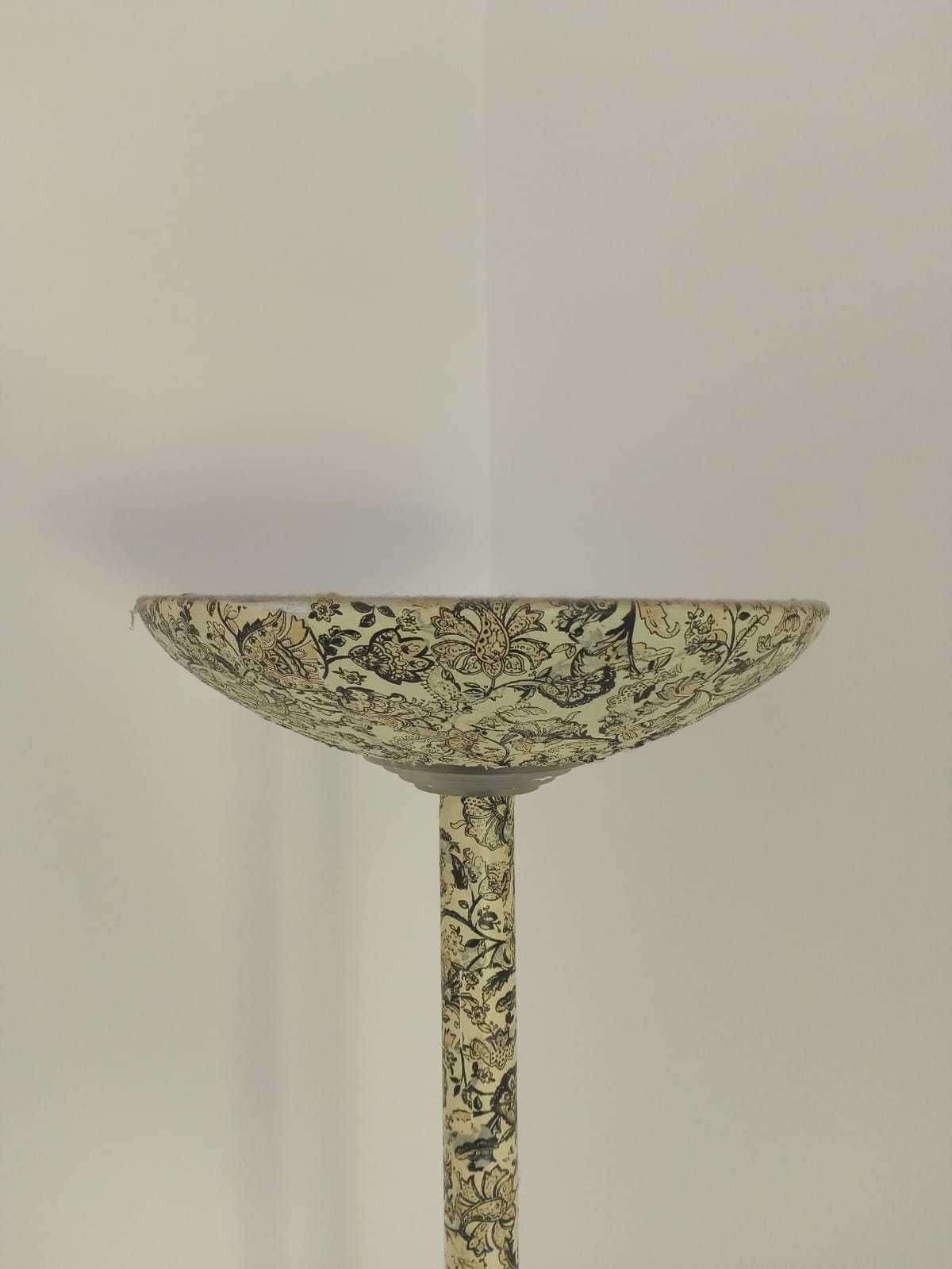 Candeeiro de Pé Alto, para Sala de Estar