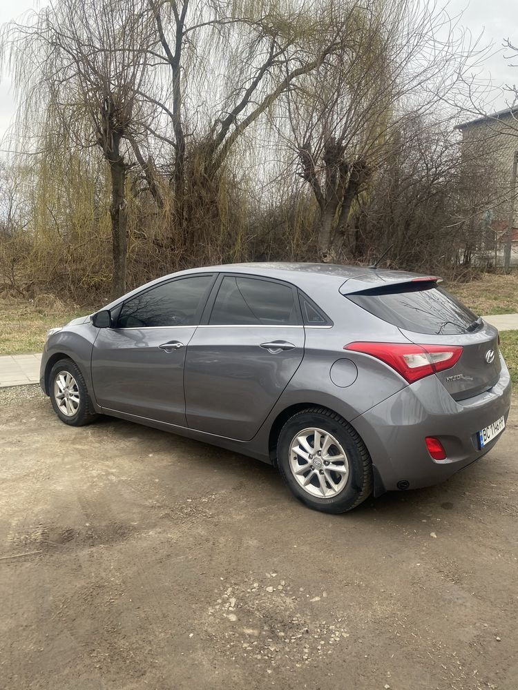 Hyundai i30 2013