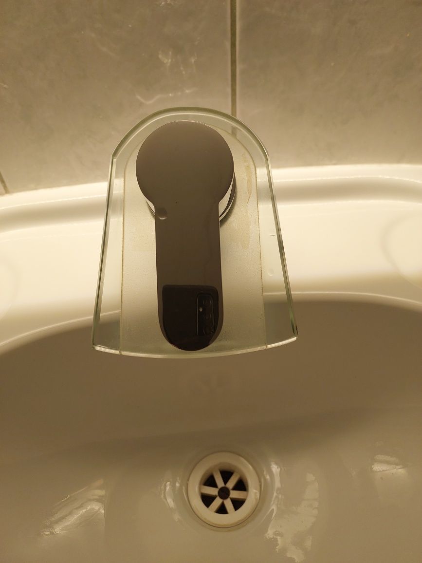 Bateria umywalkowa designerska Szkło wodospad