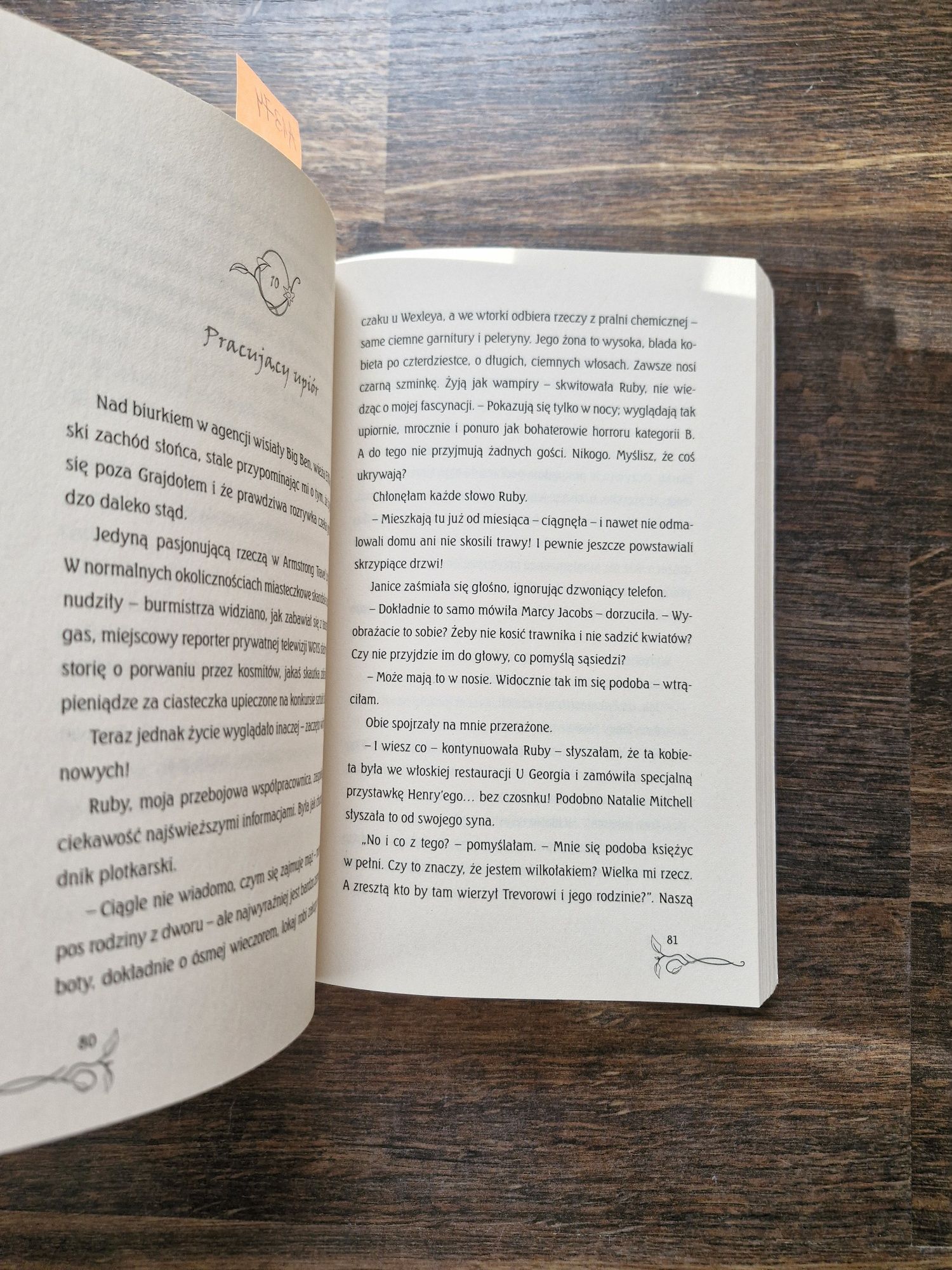 A1374. "Pocałunki wampira. Początek " Ellen Schreiber