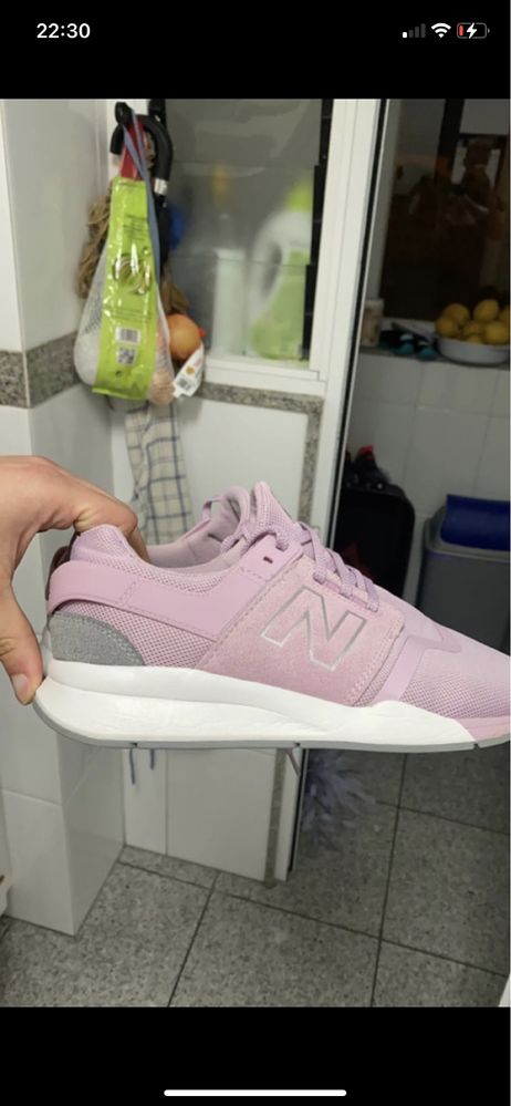 Sapatilhas new balance como novas