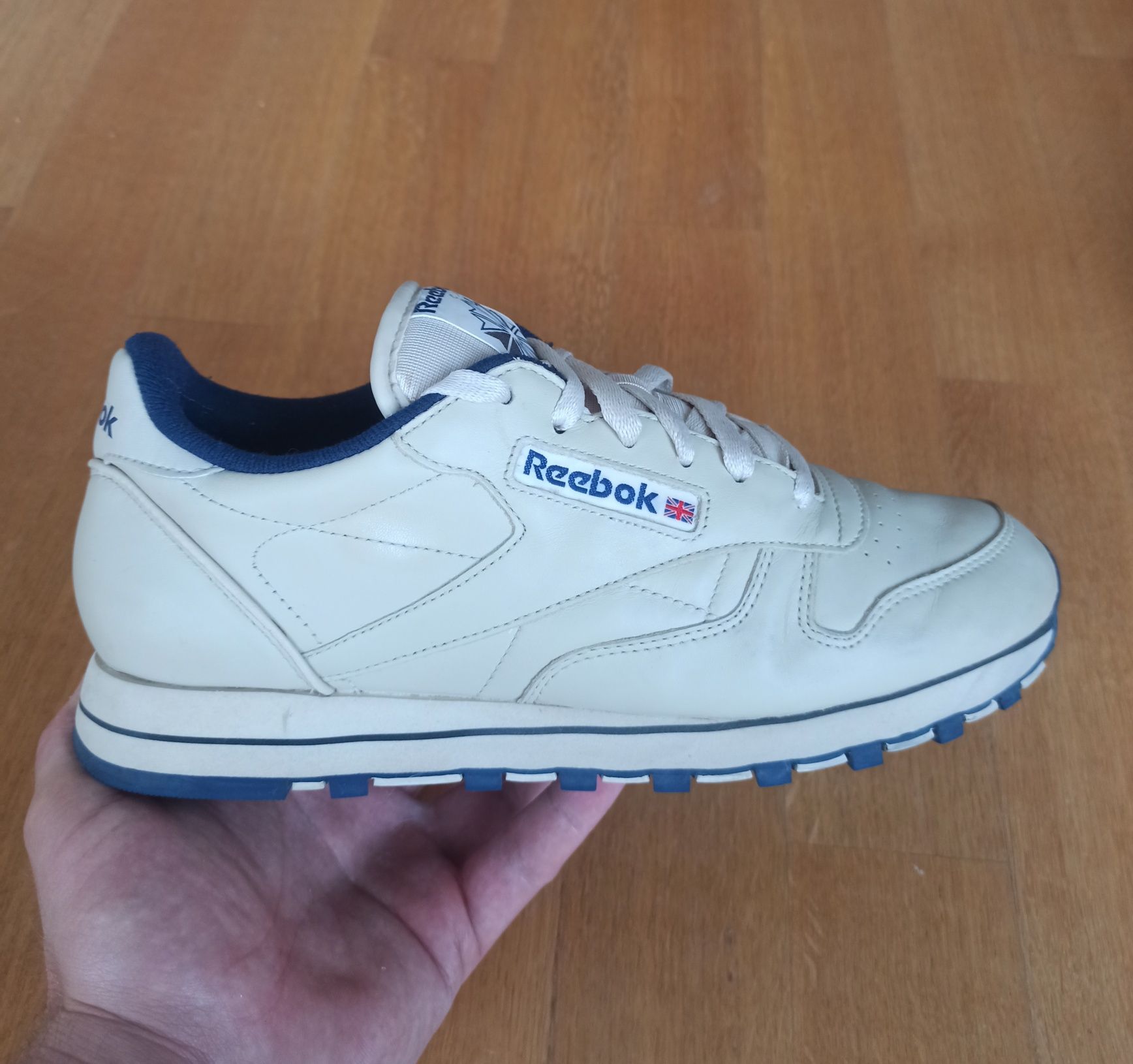 Чоловічі Кросівки Reebok Оригінал Натуральра шкіра Розмір 41-26см
