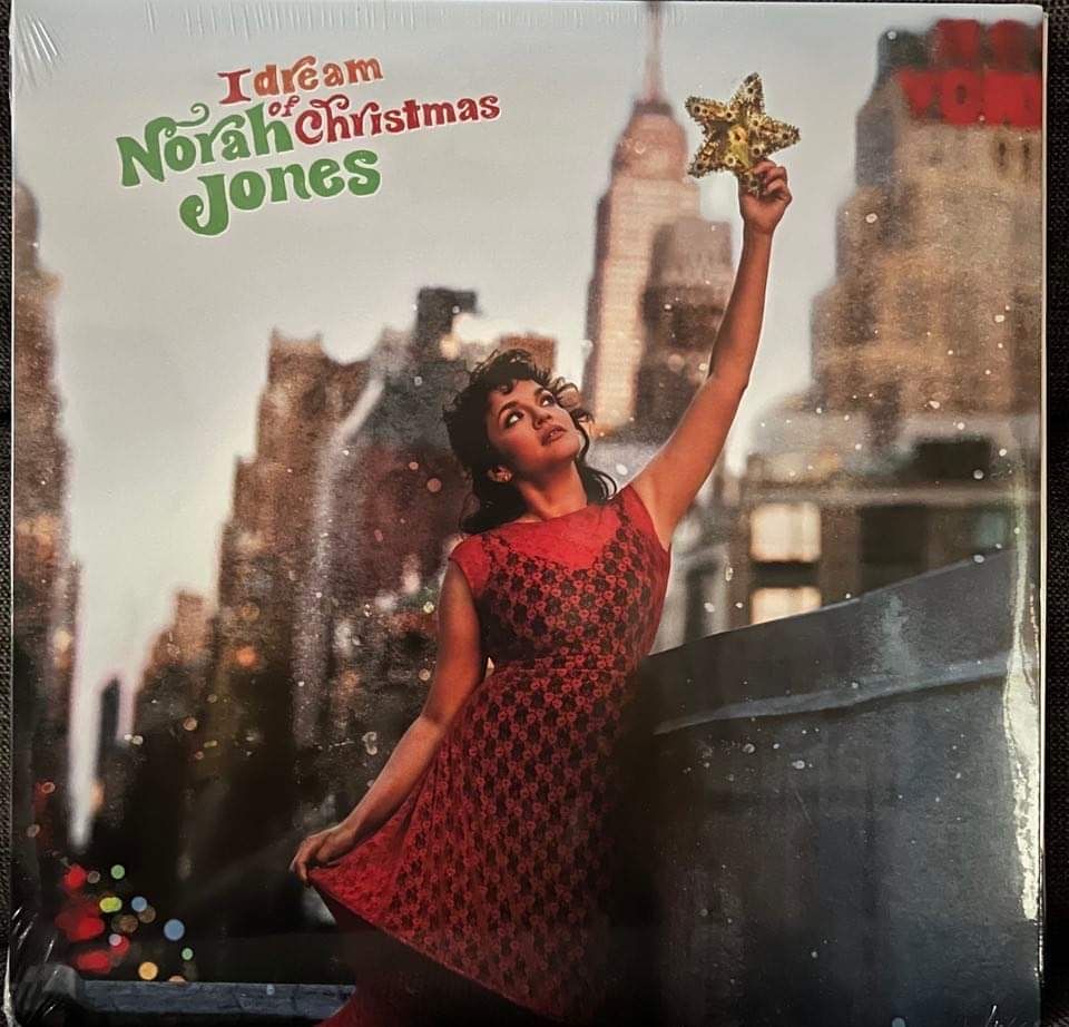 Нова платівка Norah Jones - I Dream Of Christmas