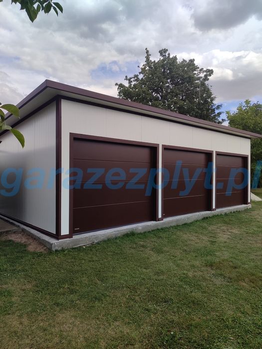 Duży garaż 9x6 m z płyt warstwowych- PRODUCENT