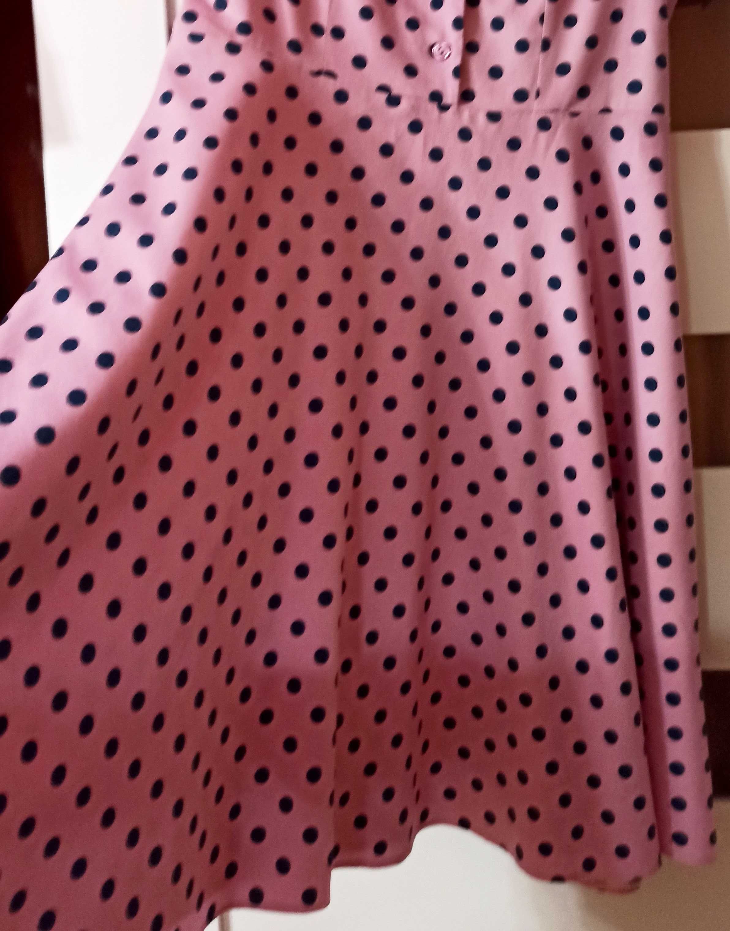 Różowa bawełniana sukienka w grochy Lady Vintage