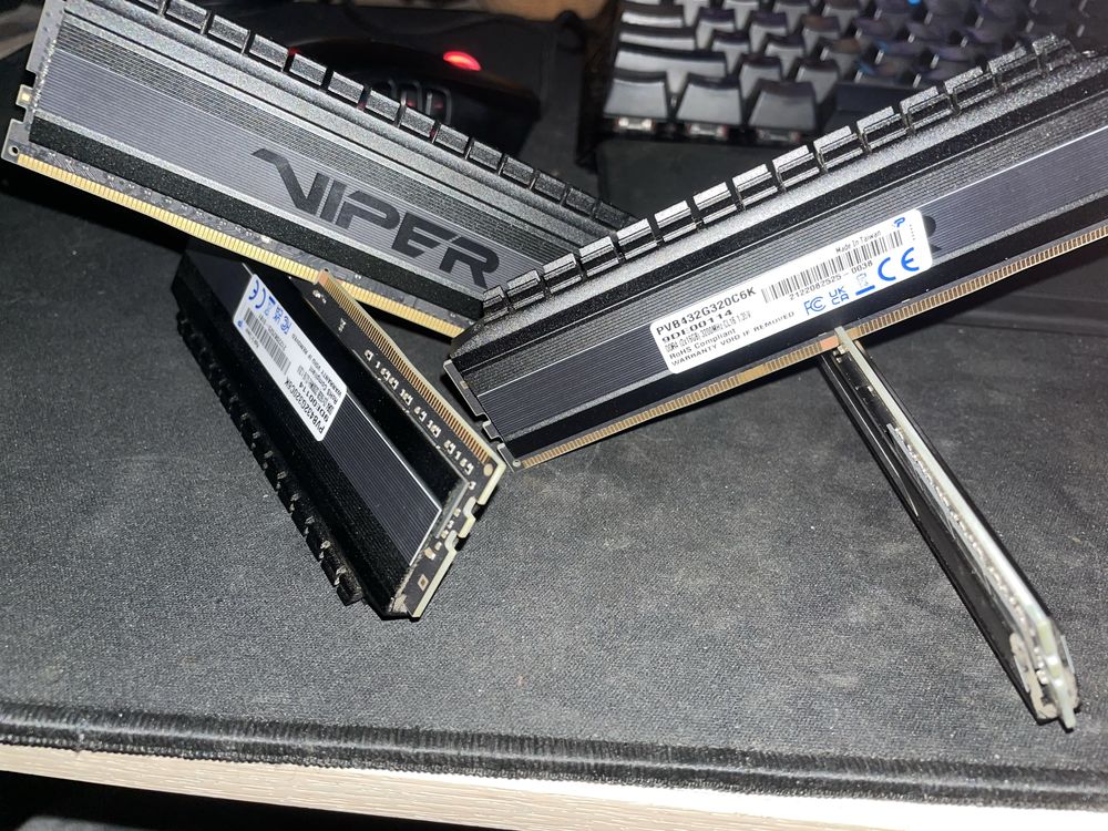 PATRIOT 32 GB (2x16GB) DDR4 3200 MHz Viper 4 Blackout (PVB432G320C6K)