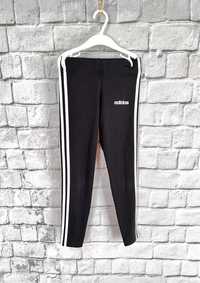 140 * 9-10 lat * Adidas * czarne legginsy logo trzy białe paski