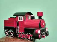 Niepowtarzalny drewniany model lokomotywy parowej