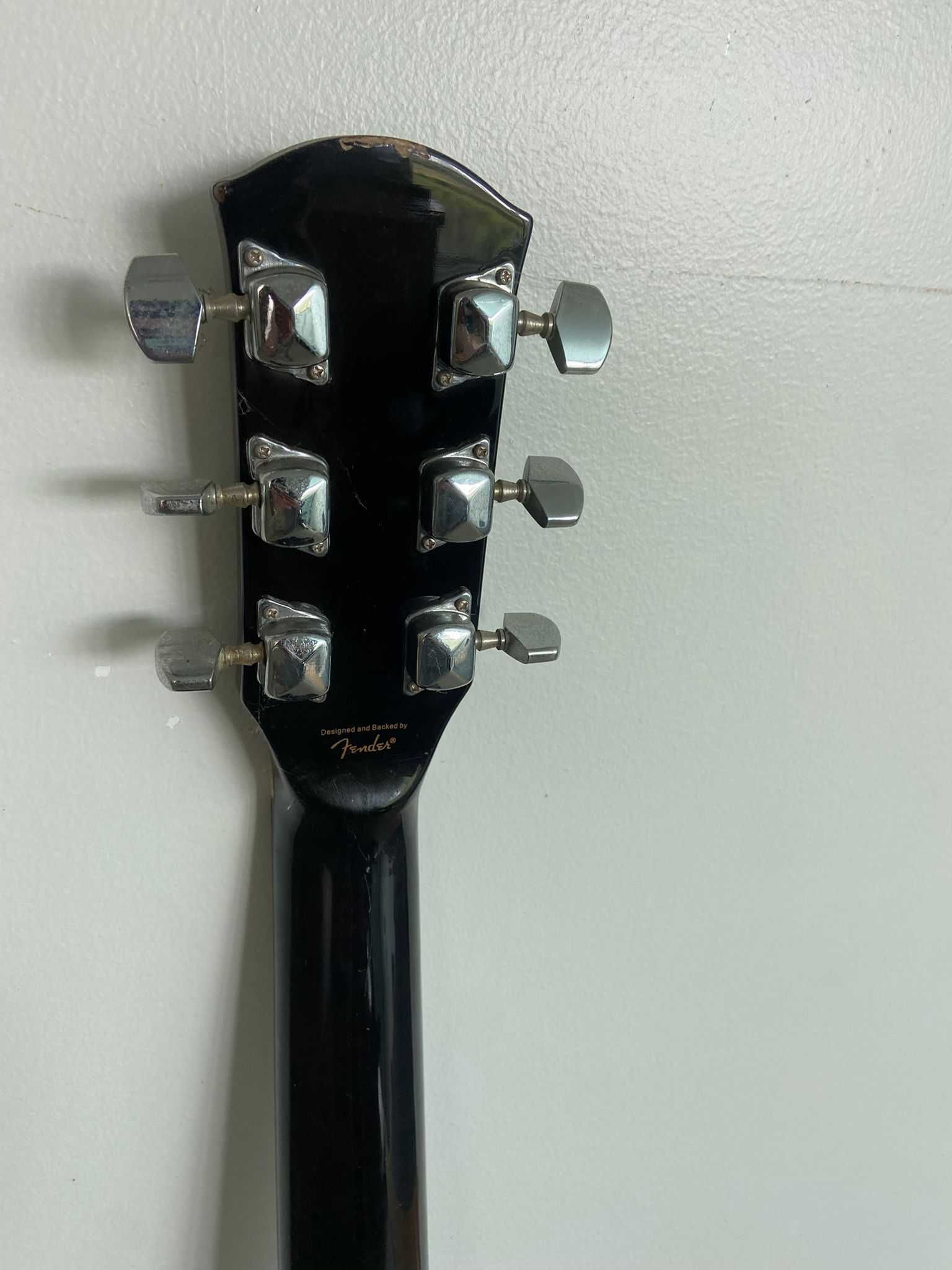 Guitarra Semi Acústica Squier by Fender