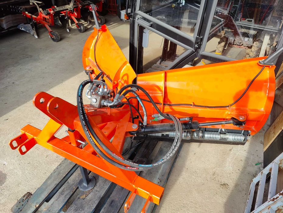 Pług Metal-Technik strzałkowy 1,8m NOWY