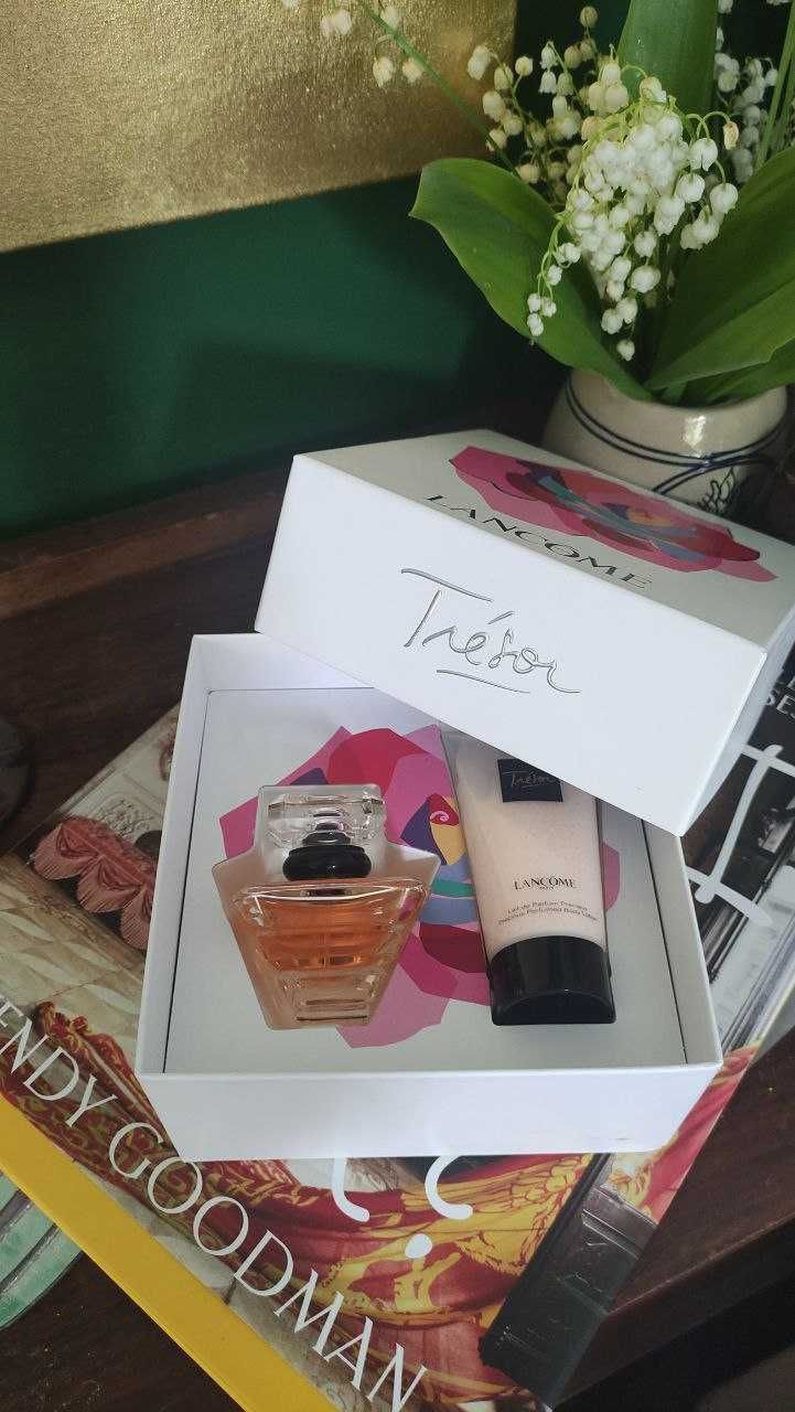 Парфумований набір жіночий lancome tresor