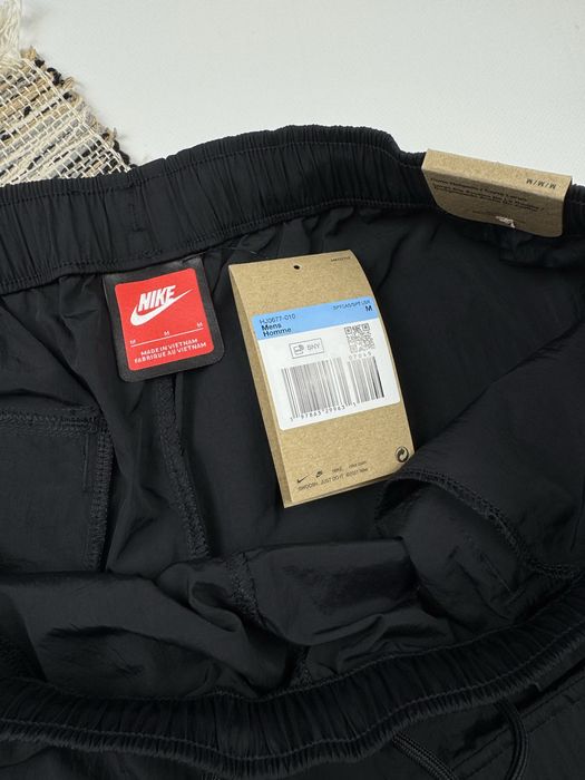 Шорти Nike Tech Woven Cargo HJ0677-010