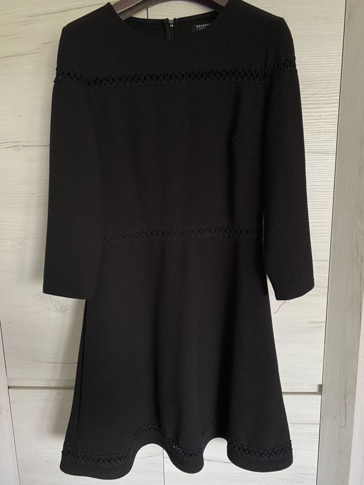 czarna sukienka damska w prążki Reserved rozmiar M