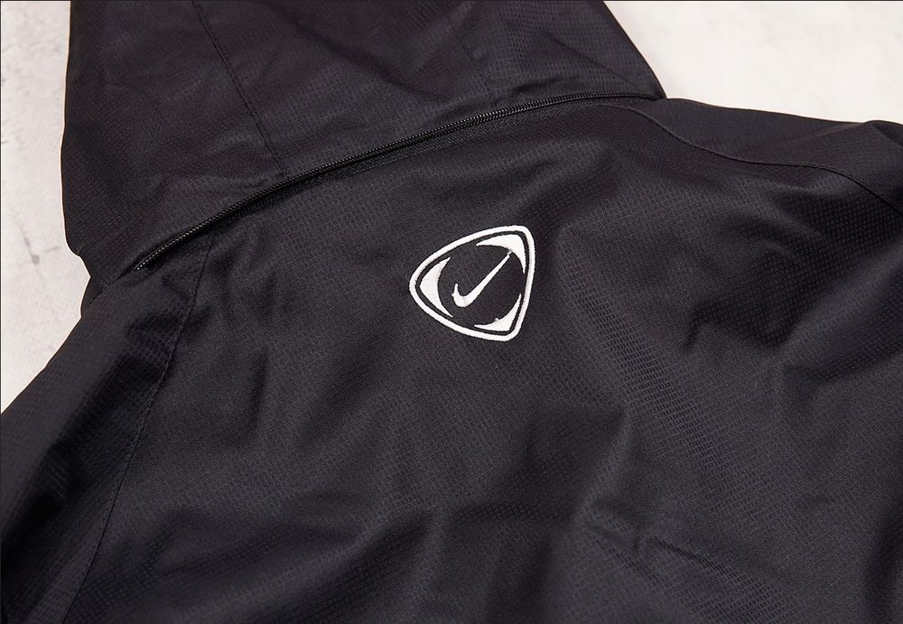 Borussia Dortmund winter jacket Nike S ultra rare matchworn