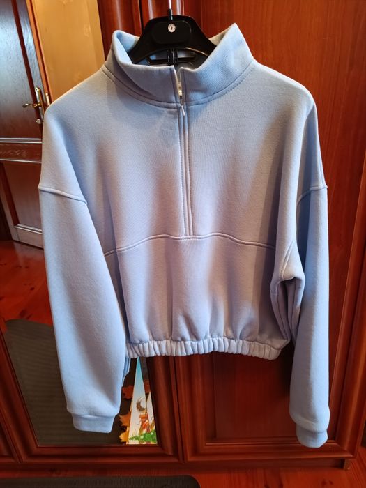 Жіночий спортивний костюм