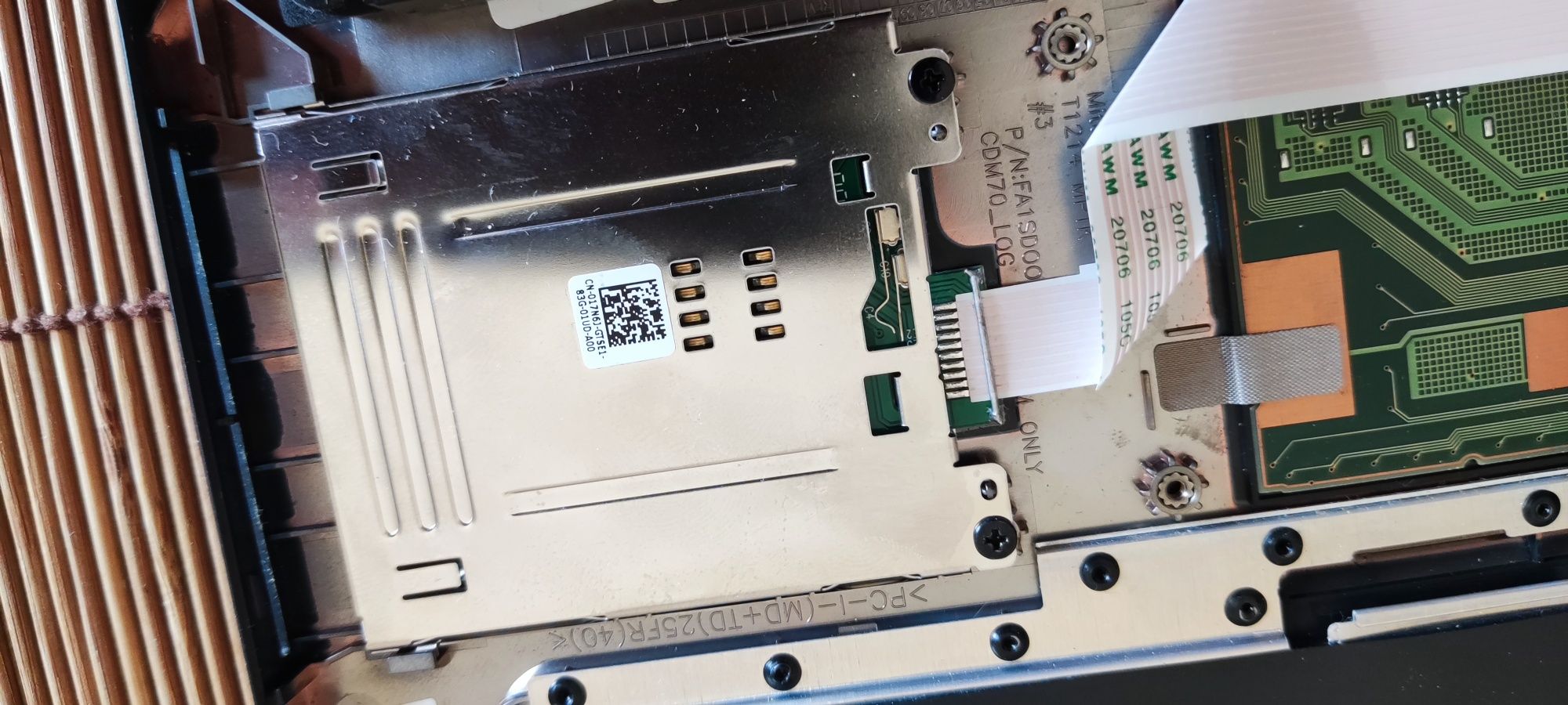 Топкейс в зборі з клавіатурою. Оригінал Dell Latitude 5490