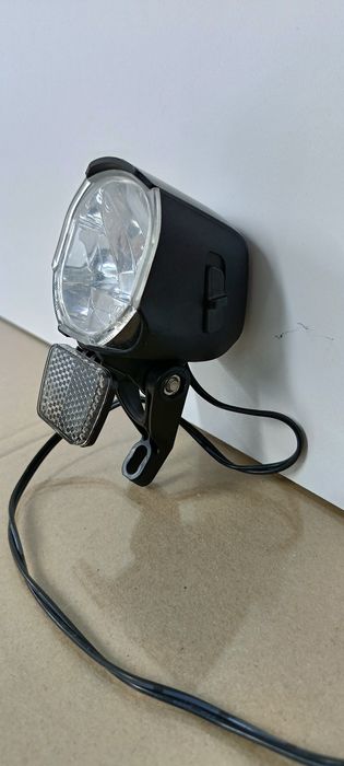 Lampka rowerowa H-Flow przednia. Herrmans.