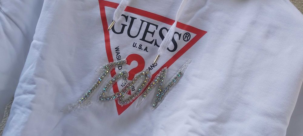 NOWA Bluza GUESS ICON bizuteryjna biała eu44 a074 sweter usL