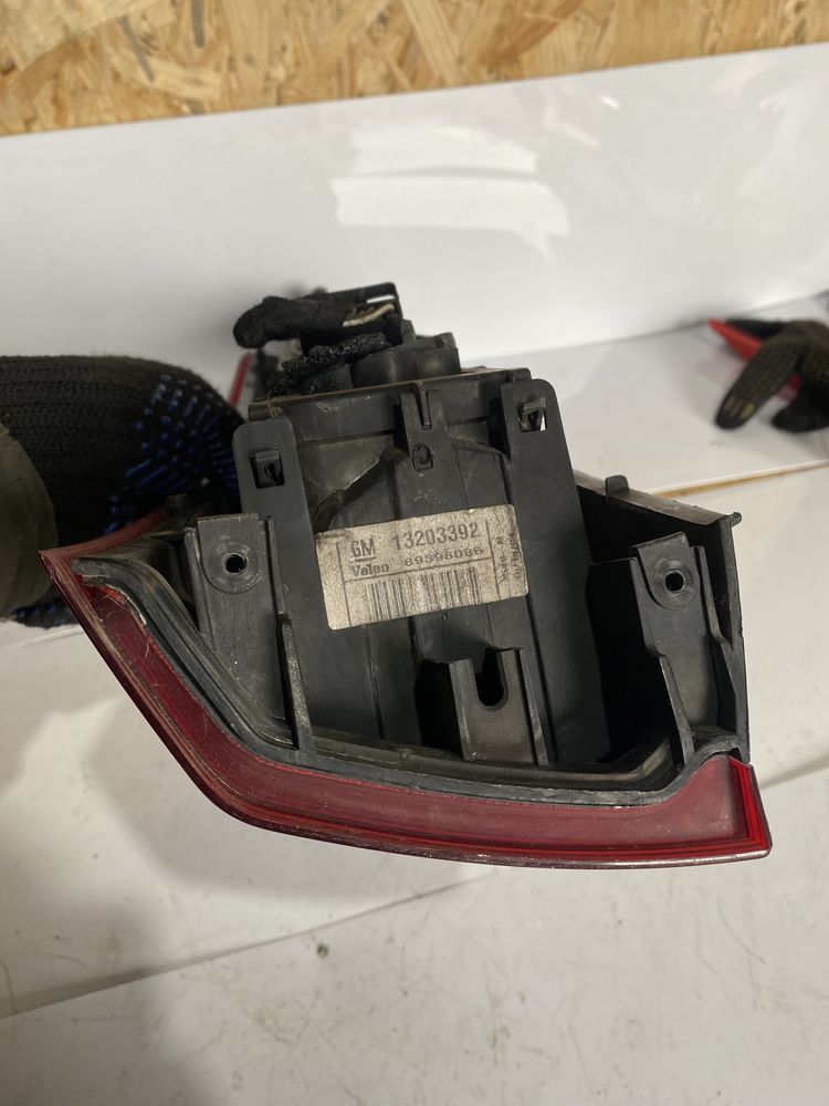 Ліхтар стоп правый правий для Opel Meriva A , 2002-2010 , 13203392