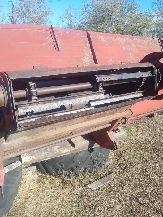 продам комбаин нива