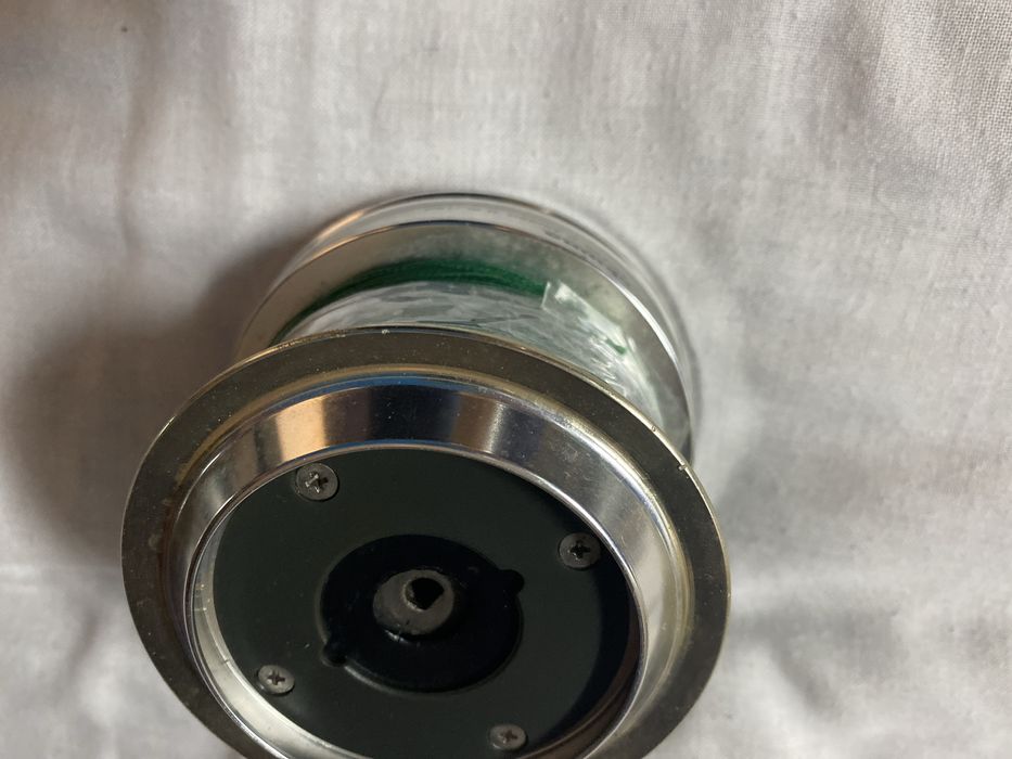 Carreto pesca fundo e surfcasting.