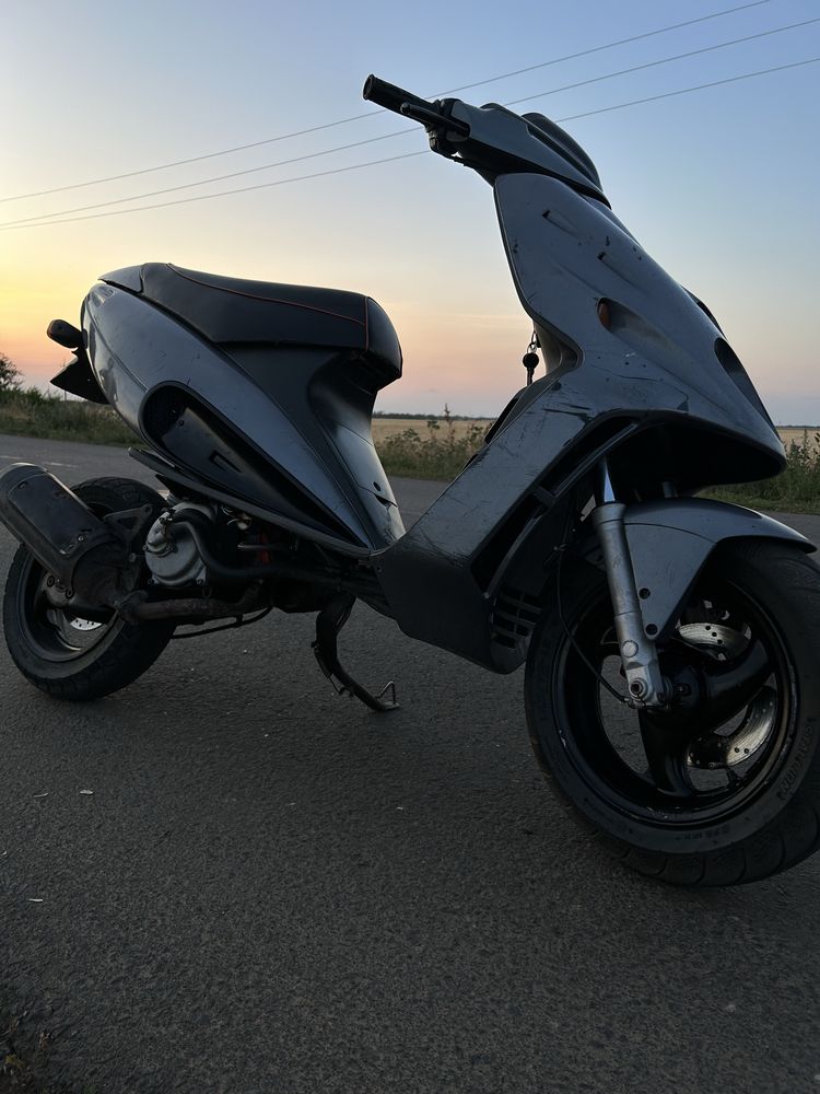 Продам malaguti f12 fhantom LC
