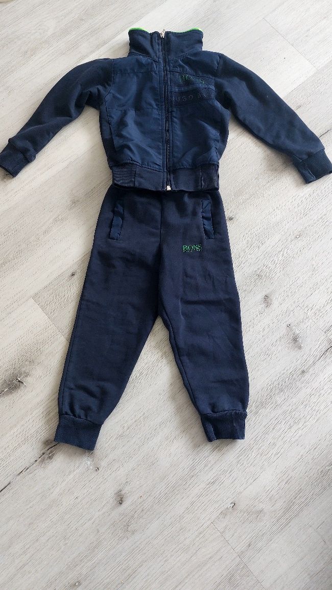 Dres dla chłopca rozm. 98 BOSS !