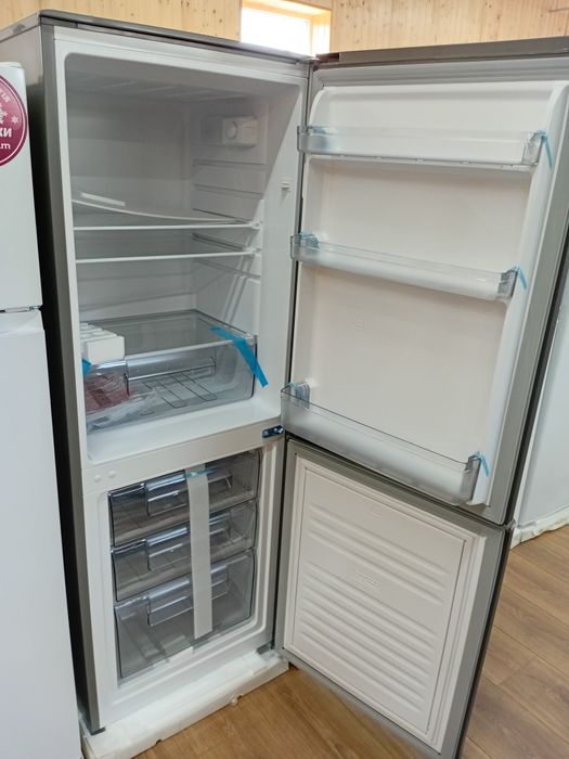 Холодильник  Grunhelm новий