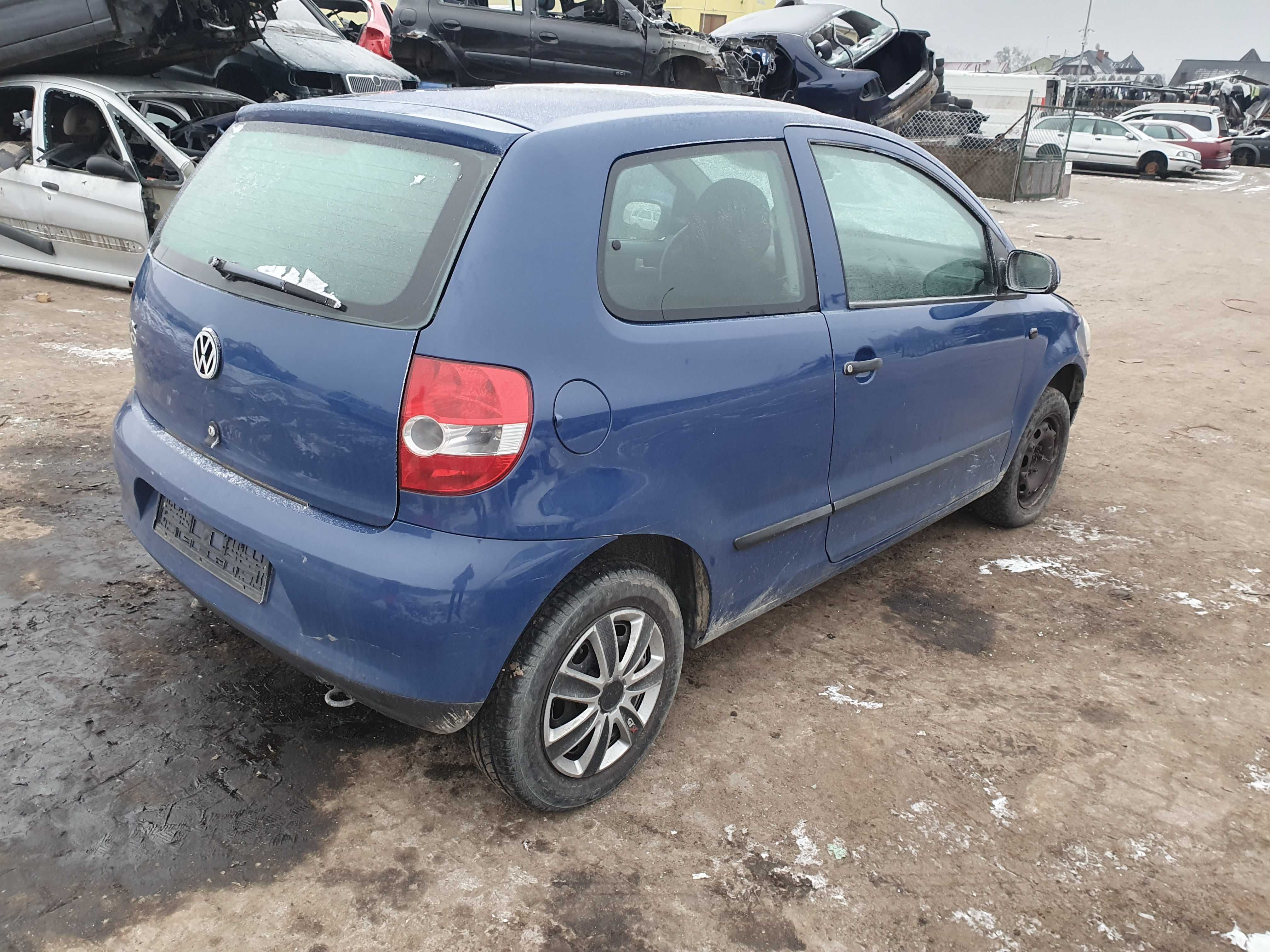 Maska VW Fox LL3M 1.2 6v BMW drzwi błotnik klapa części wnętrze