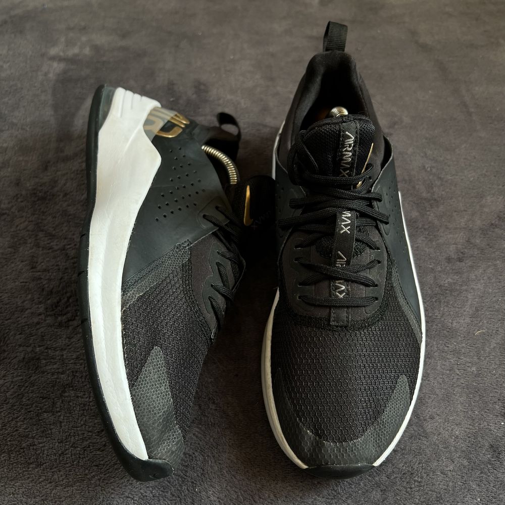Жіночі кросівки Nike air max. P. 38,5.