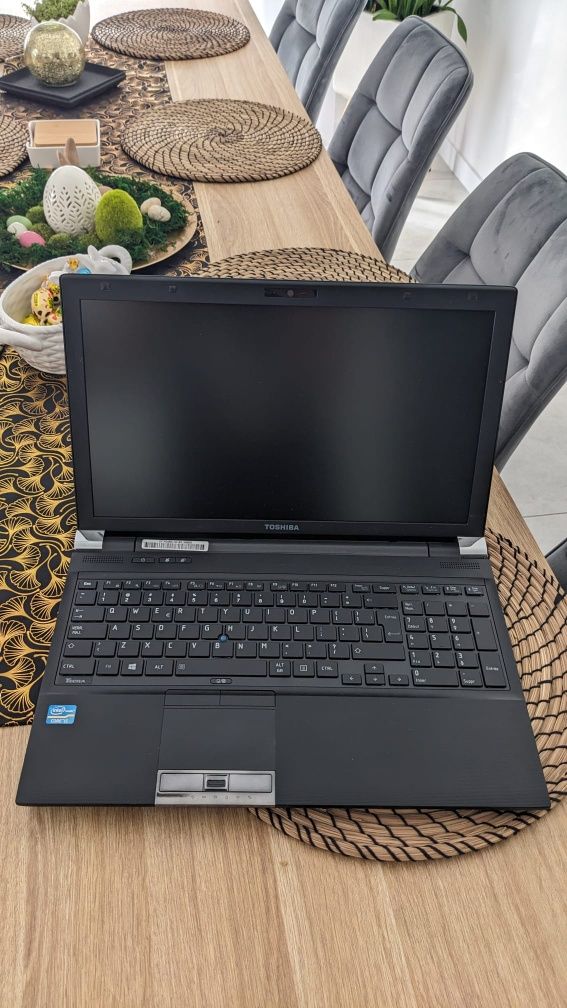 Laptop TOSHIBA Tecra R950 i5-321 0M 8/120 SSD kam